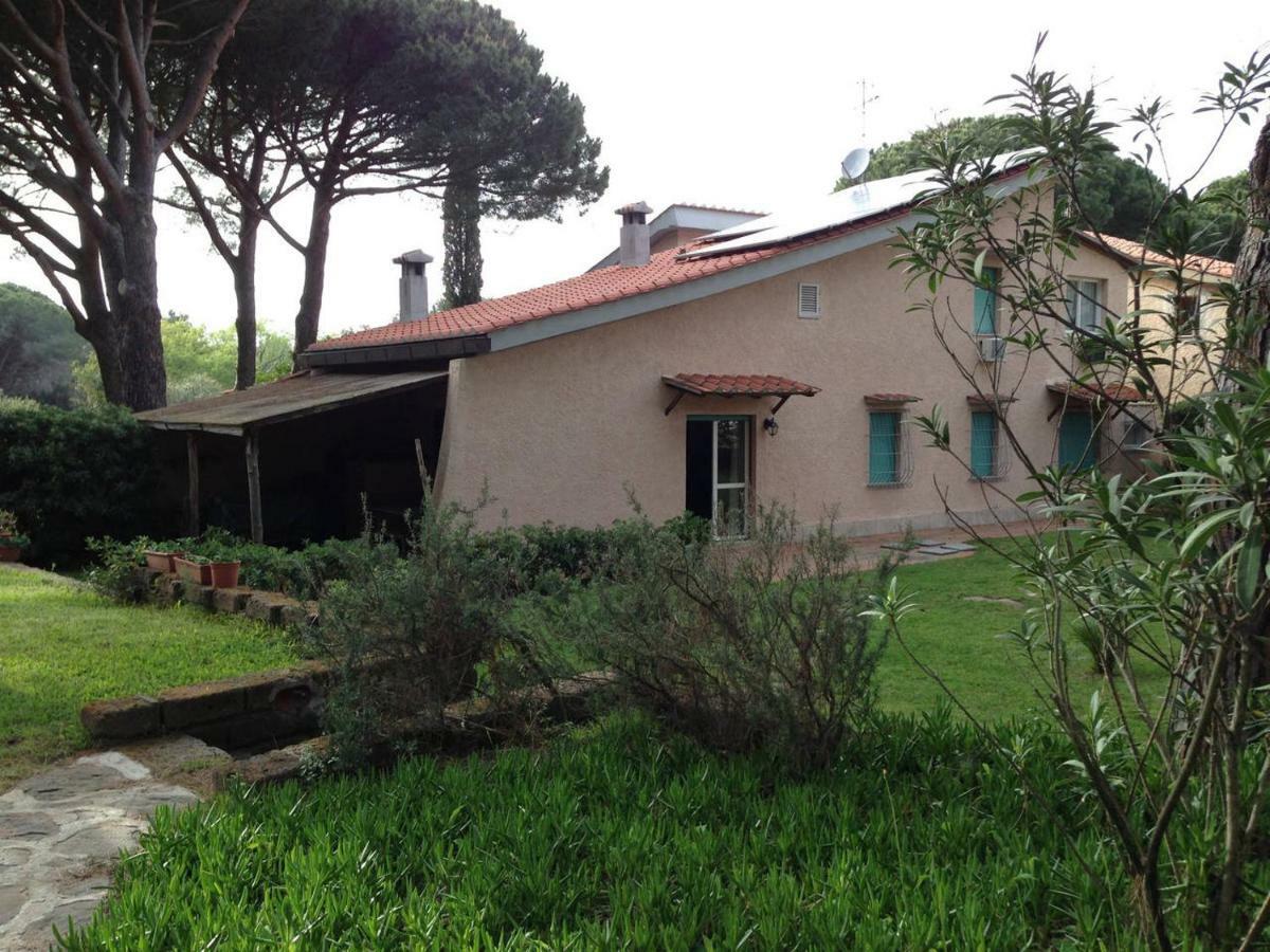 Villa In Punta Ala Eksteriør bilde